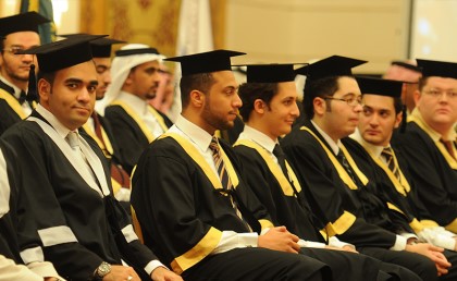القبض على مصري في الكويت زوّر ٤٠٠ شهادة من جامعات مصرية