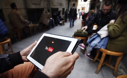 يوتيوب هتسمح للمستخدمين يشغلوا الفيديوهات من غير إنترنت
