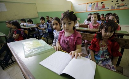 الإمارات عملت أكبر مبادرة  لتعليم اللاجئين العرب في العالم