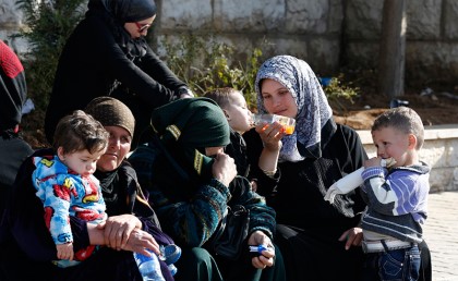 الأمم المتحدة أطلقت برنامج المساعدات الشتوية للاجئين في مصر