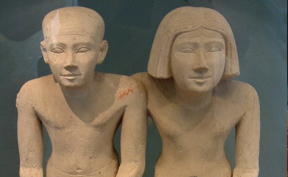 جولة في المتحف المصري لشرح قصص الحب الفرعونية