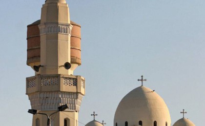 كنيسة في قنا هتتبرع لإعادة بناء مئذنة مسجد اتهدت بسبب العاصفة