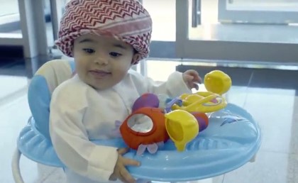 الإمارات عينت طفل عنده 8 شهور أصغر موظف للسعادة