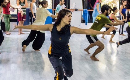 "معت تنطلق"عروض جديدة لمركز القاهرة للرقص المعاصر مجانًا
