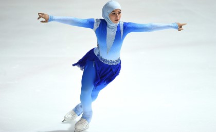 حوار مع "زهرة لاري" أول بطلة عربية محجبة في التزلج على الجليد