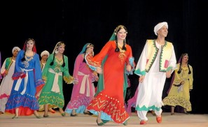 فرقة "ملوي" للفنون الشعبية هتمثل مصر في مهرجان بالأردن