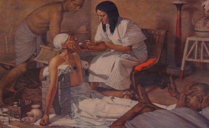 دراسة أجنبية: أول طبيبة في العالم كانت مصرية