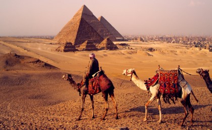 تقرير بريطاني بيكشف سر بناء الأهرامات المصرية