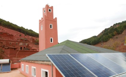 مسجد في المغرب بيولد طاقة شمسية 