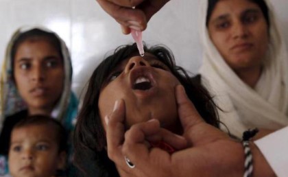 مبادرة إماراتية طعمت 43 مليون طفل باكستاني ضد شلل الأطفال